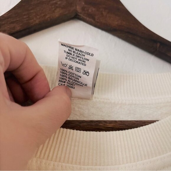 Disney Vintage Winnie the Pooh Tigger Cream Crew Neck Sweatshirt XL Embroidered - Picture 4 of 6